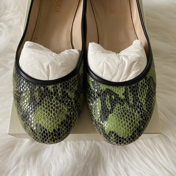 Rouge Italian made green python flats, 9 - Picture 2 of 7